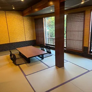 *** Ryokan Onsen Yaeikan Japan
