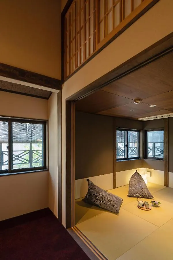 The Machiya Kazahaya Hotell Kyoto 4*,
